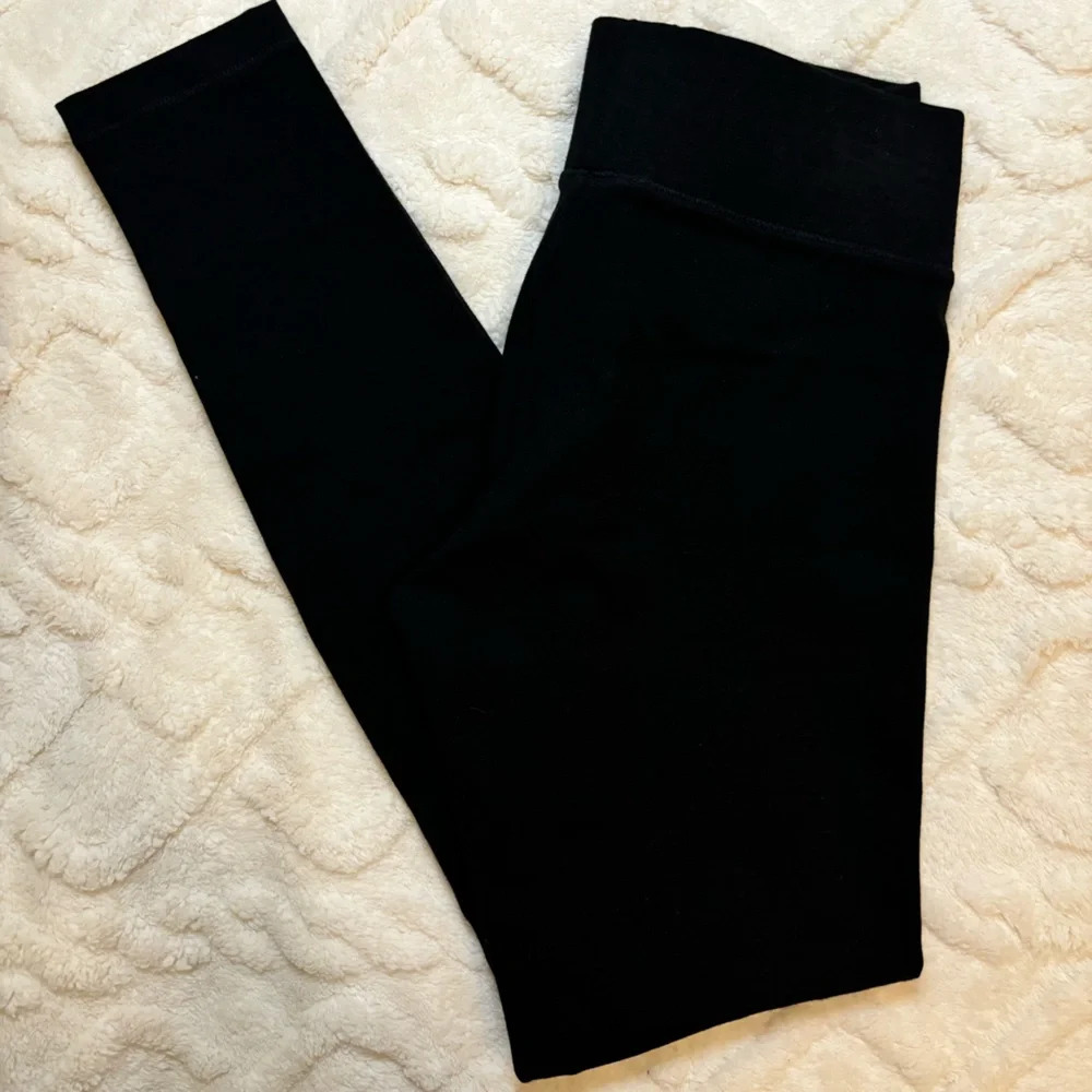 HUE Ultra Leggings with Wide Waistband | Sz XS - Picture 4 of 8
